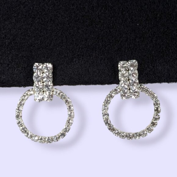 (2/$20) Vintage Rhinestone Cut Out Earrings - Picture 1 of 5